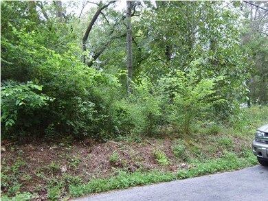 32 Ridgeland Rd, Rossville, GA 30741 - photo 2