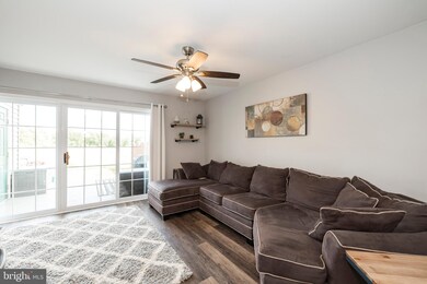 330 Deer Run Ct, Royersford, PA 19468 - photo 7