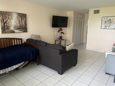 unlisted-address, Dania Beach, FL 33004 - photo 3