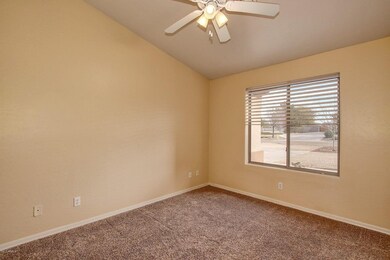 7 den off front entry
