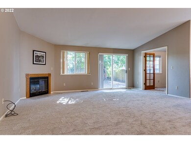 1315 Arcadia Dr, Eugene, OR 97401 - photo 3
