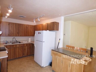 1206 3rd St, Asotin, WA 99402 - photo 3