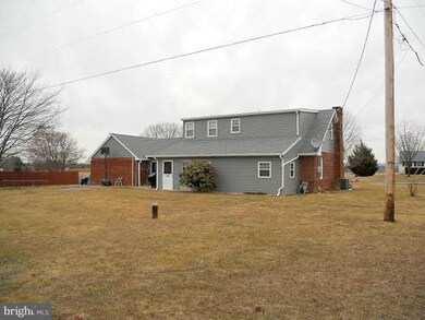 8807 Rabbit Rd N, Greencastle, PA 17225 - photo 3