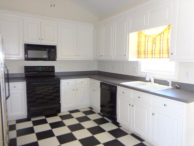 726 Addington Dr, Winterville, NC 28590 - photo 7