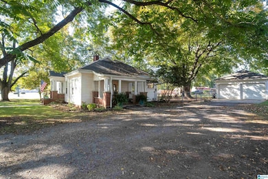 1732 Whitmire St, Leeds, AL 35094 - photo 6