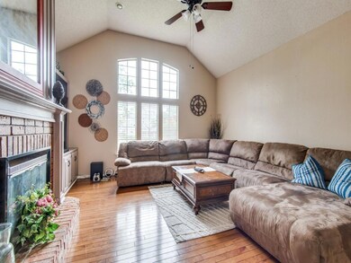 2216 Laurel Ct, Bedford, TX 76021 - photo 7