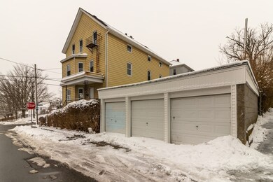 181 Tecumseh St, Fall River, MA 02721 - photo 4