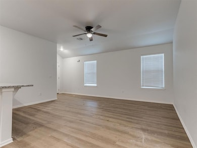 11606 Mackenzie Way, Yukon, OK 73099 - photo 7