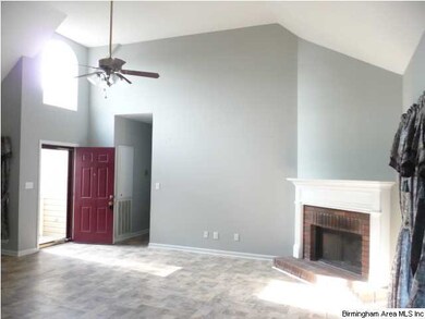 Livingroom has high ceilings
