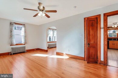 1708 E Main St, Waynesboro, PA 17268 - photo 2