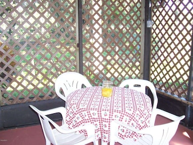screened in porch