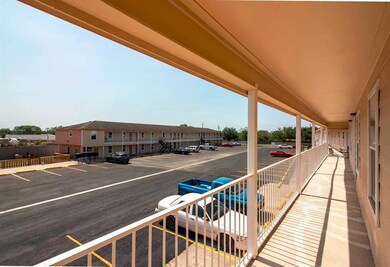 311 E Crockett Ave, Alamo, TX 78516 - photo 6