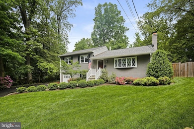7342 Barbour Ct, Falls Church, VA 22043 - photo 4