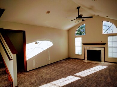 913 White Willow Ln unit 913, Columbus, OH 43235 - photo 5