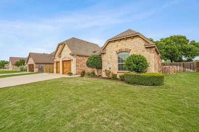 2934 Willow Ridge Cir, Granbury, TX 76049 - photo 4