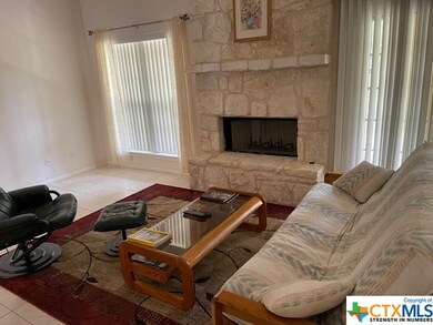 1003 Franklin Dr, San Marcos, TX 78666 - photo 3