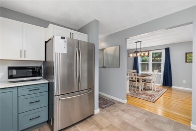 5 Cyr Ct, West Warwick, RI 02893 - photo 5