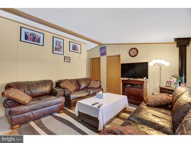 4047 Columbia Ave unit 2, Columbia, PA 17512 - photo 3