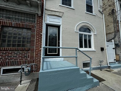 626 N Front St, Allentown, PA 18102 - photo 2