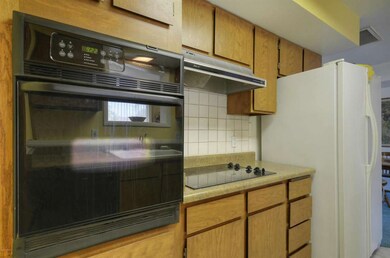 863 Kitchen