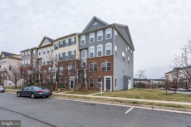 15534 John Diskin Cir, Woodbridge, VA 22191 - photo 3