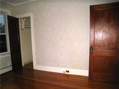 118 Verndale Ave, Providence, RI 02905 - photo 4