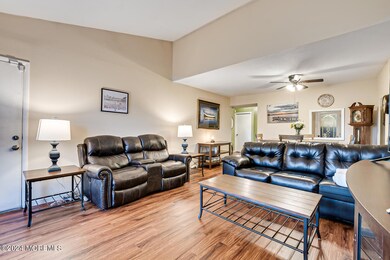 2 Lake Dr unit D, East Windsor, NJ 08520 - photo 6