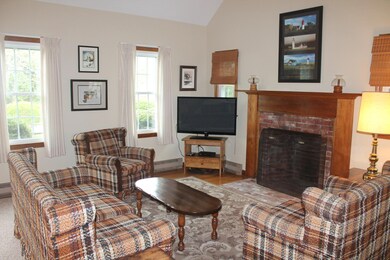 LivingRoom1