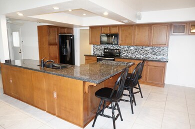 9719 W Wrangler Dr, Sun City, AZ 85373 - photo 4