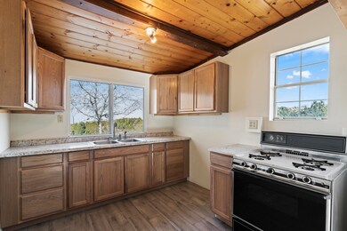 kitchen2