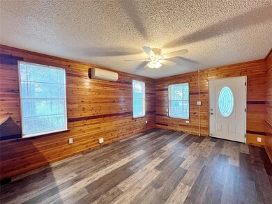 1502 Clear Lake Rd, Weatherford, TX 76086 - photo 3