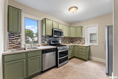 2021 13th St, Moline, IL 61265 - photo 7