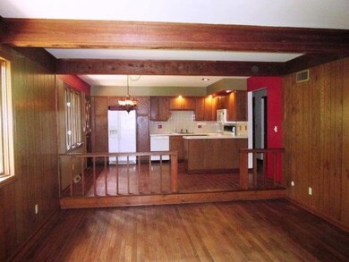 1858 Balsamridge Rd, Columbus, OH 43229 - photo 4