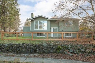 3828 E 8th Ave, Spokane, WA 99202 - photo 2