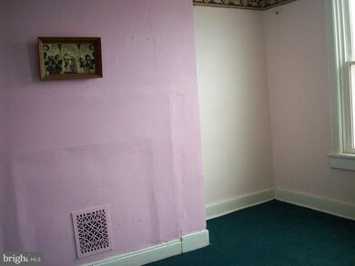 414 S Main St, Chambersburg, PA 17201 - photo 4