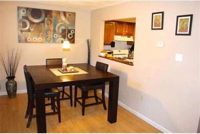 49 Meadow Pond Dr unit D, Leominster, MA 01453 - photo 3