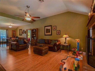 608 Verreaux Dr, Norman, OK 73072 - photo 6