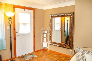 114 E Emily St, Freeburg, IL 62243 - photo 6