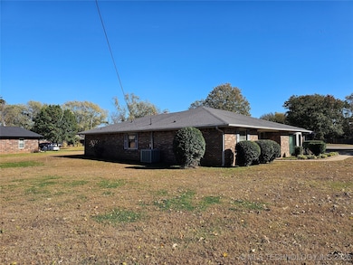 403 Steadway Ave, Dewey, OK 74029 - photo 4