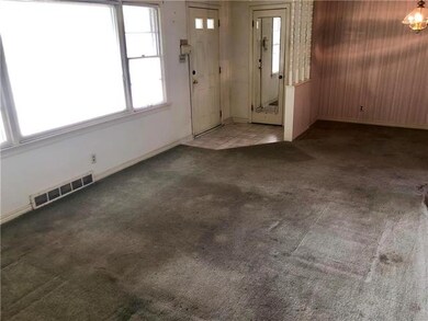 114 Elmwood St, Lansing, KS 66043 - photo 6