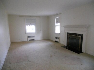 66 Oak Hill Ave, Pawtucket, RI 02860 - photo 5