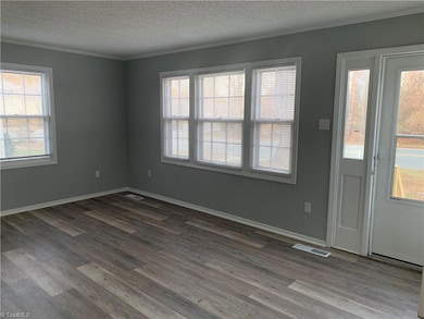 2030 Willow Rd, Greensboro, NC 27406 - photo 4