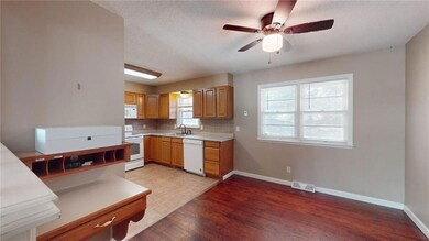 909 NW Range St, Blue Springs, MO 64015 - photo 7