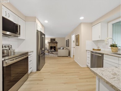 12945 SW Hackamore Ct, Beaverton, OR 97008 - photo 7