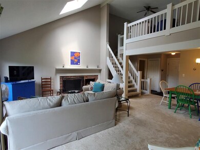 919 Murphys Rd unit 2C, Hartford, VT 05001 - photo 6