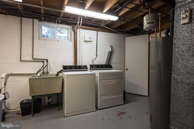 219 Garnett Rd, Joppa, MD 21085 - photo 6