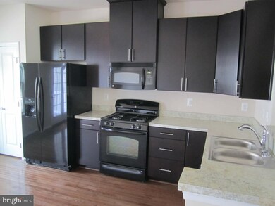 1705 Spanish Oak Ct, Hanover, MD 21076 - photo 2