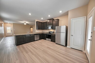 22034 Buffalo Braun Dr, Hockley, TX 77447 - photo 5