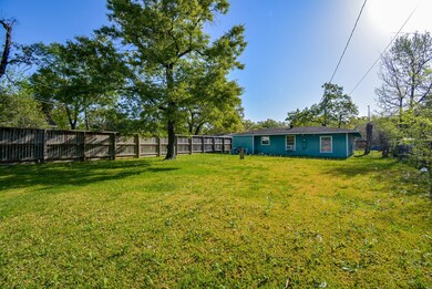 3913 Ella Blvd, Houston, TX 77018 - photo 5