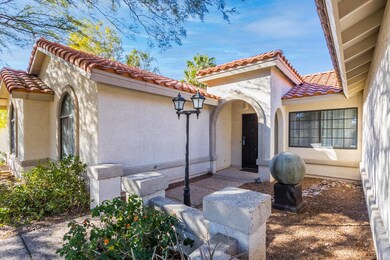 4743 N Mayfair Cir-5
